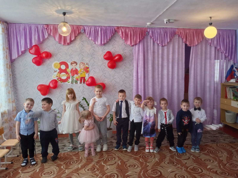 Мероприятия к 8 марта в нашей школе.